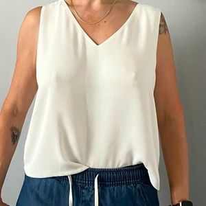 Babaton | white silky tank | size large | Aritzia